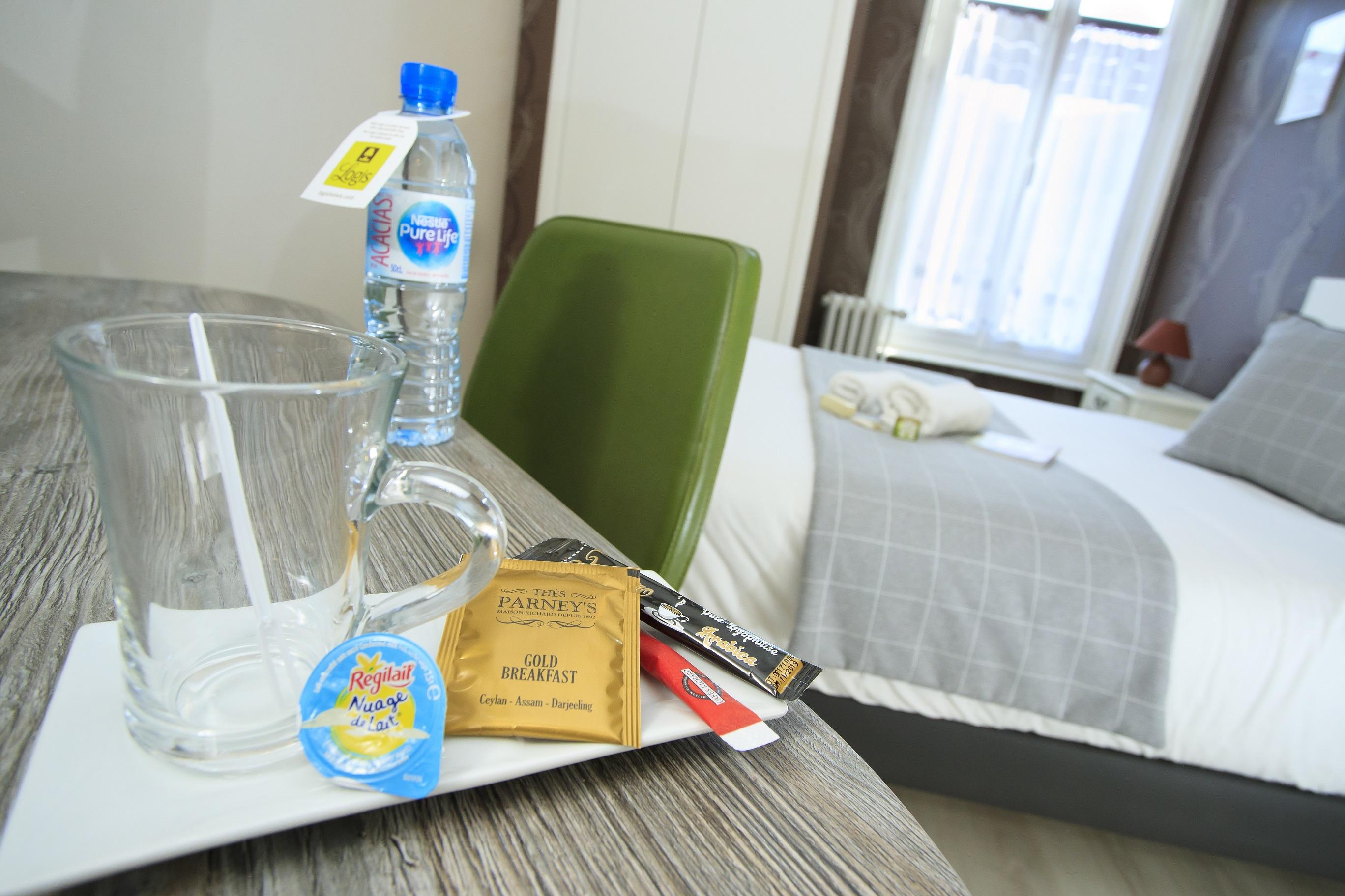 Logis Hotel & Restaurant De La Basilique Albert Ngoại thất bức ảnh